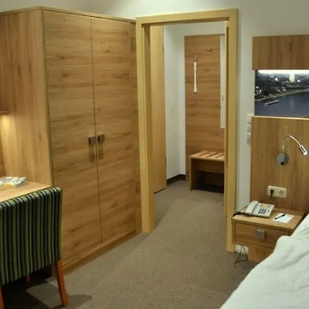 Hotell Zur Muehle 3*
